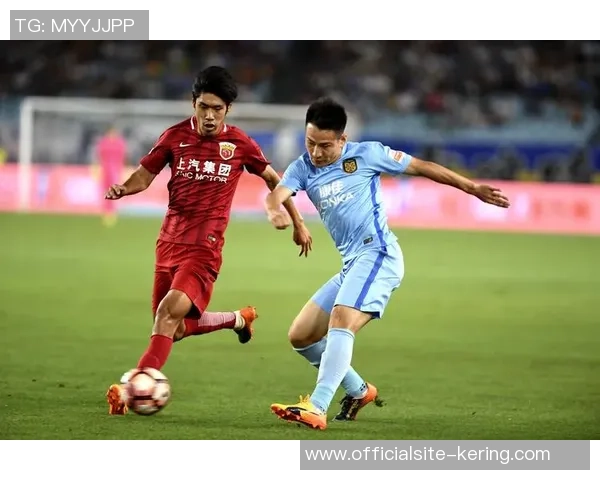 昆山队迎战江苏苏宁全力争胜两队实力对决引发球迷热议